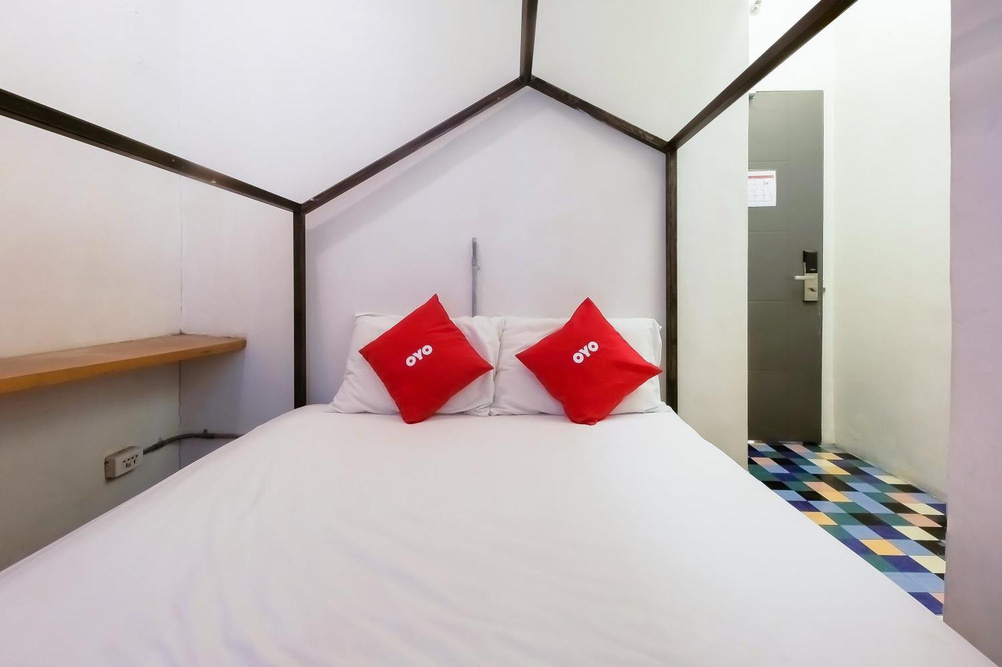 Spot On Junction Hostel Makati City Luaran gambar