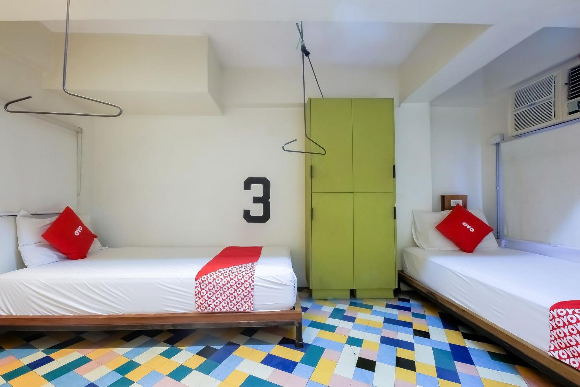 Spot On Junction Hostel Makati City Luaran gambar