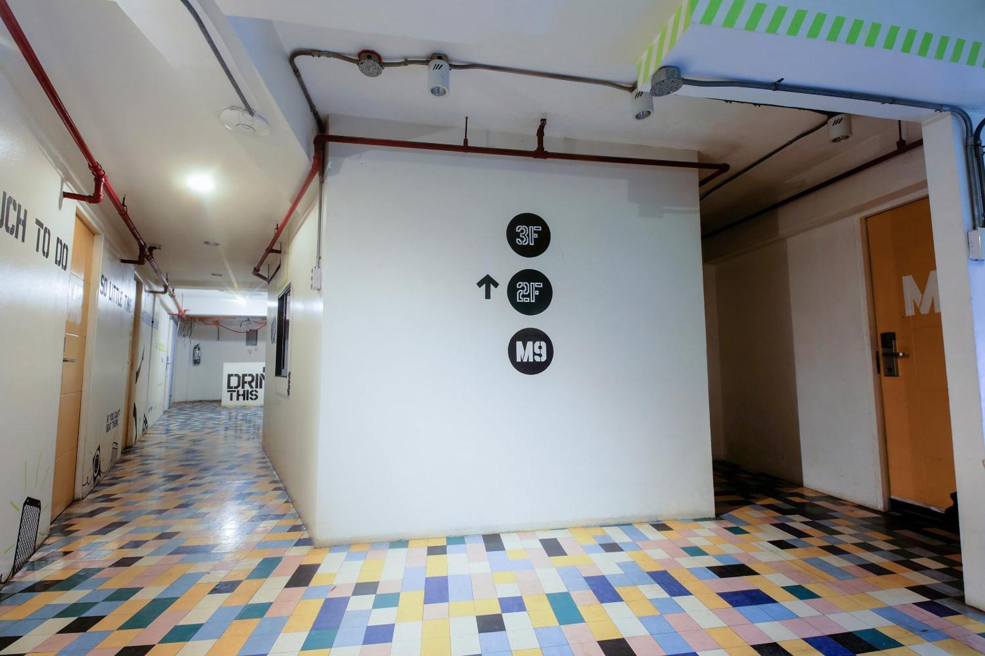 Spot On Junction Hostel Makati City Luaran gambar