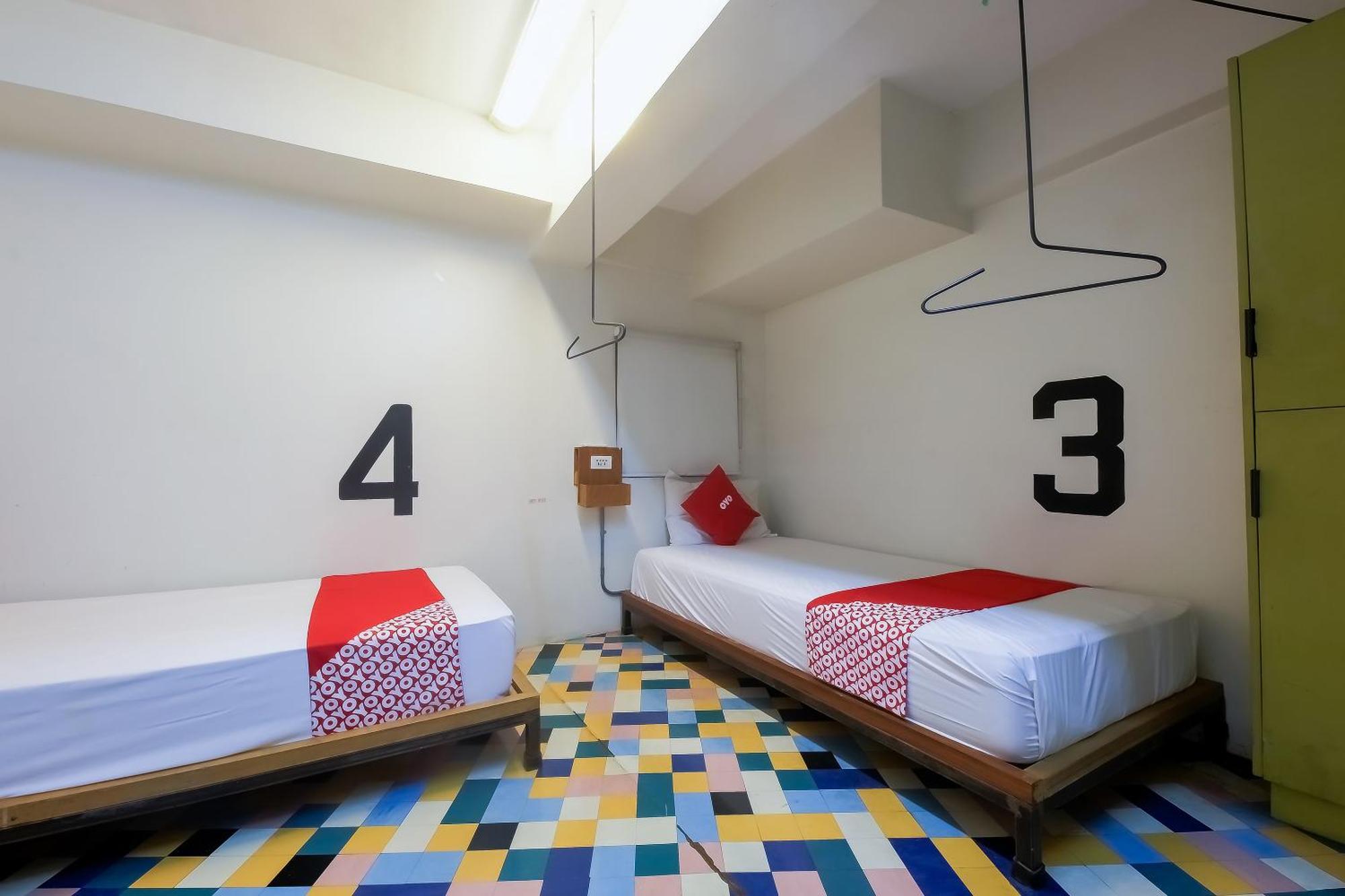 Spot On Junction Hostel Makati City Luaran gambar