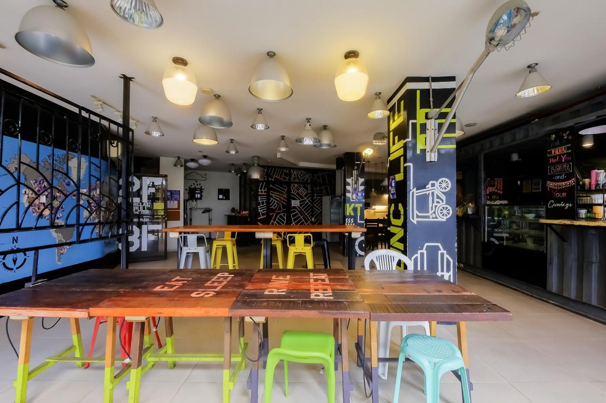 Spot On Junction Hostel Makati City Luaran gambar